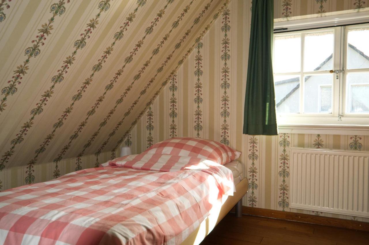 Reetdachhaus Mit Grossem Garten Und Kamin Marlow Bagian luar foto