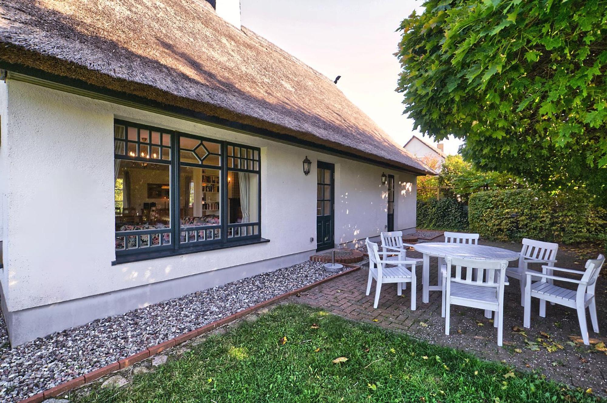 Reetdachhaus Mit Grossem Garten Und Kamin Marlow Bagian luar foto